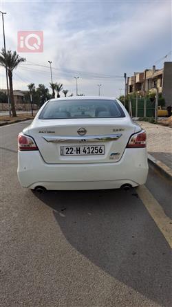 نيسان ألتيما